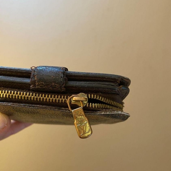 Authentic louis vuitton used wallet - Picture 14 of 16